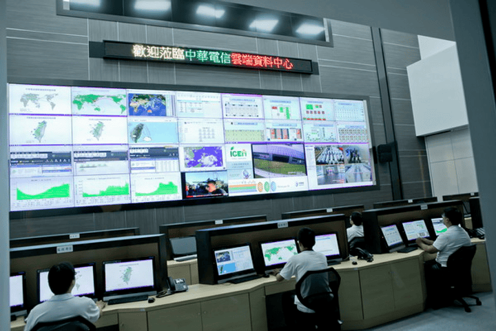 中華電信雲端中心內部監控站
